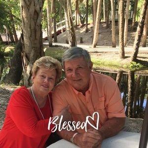 Meet your Posher, Debra